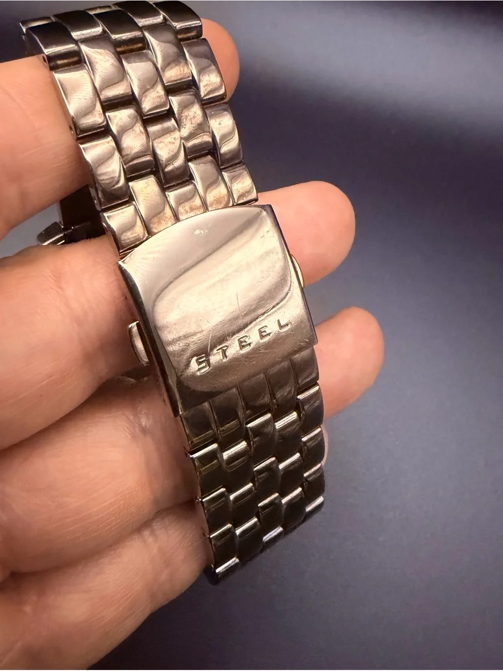 Guess rectangular gunmetal